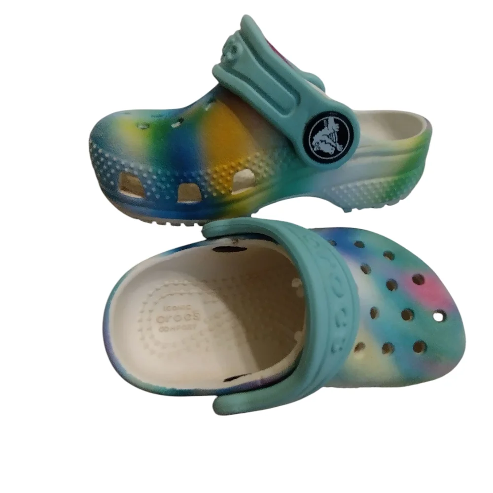 💚 EUC Kids Toddler Multicolor Tie Dye Clogs Blue Pink Yellow Crocs